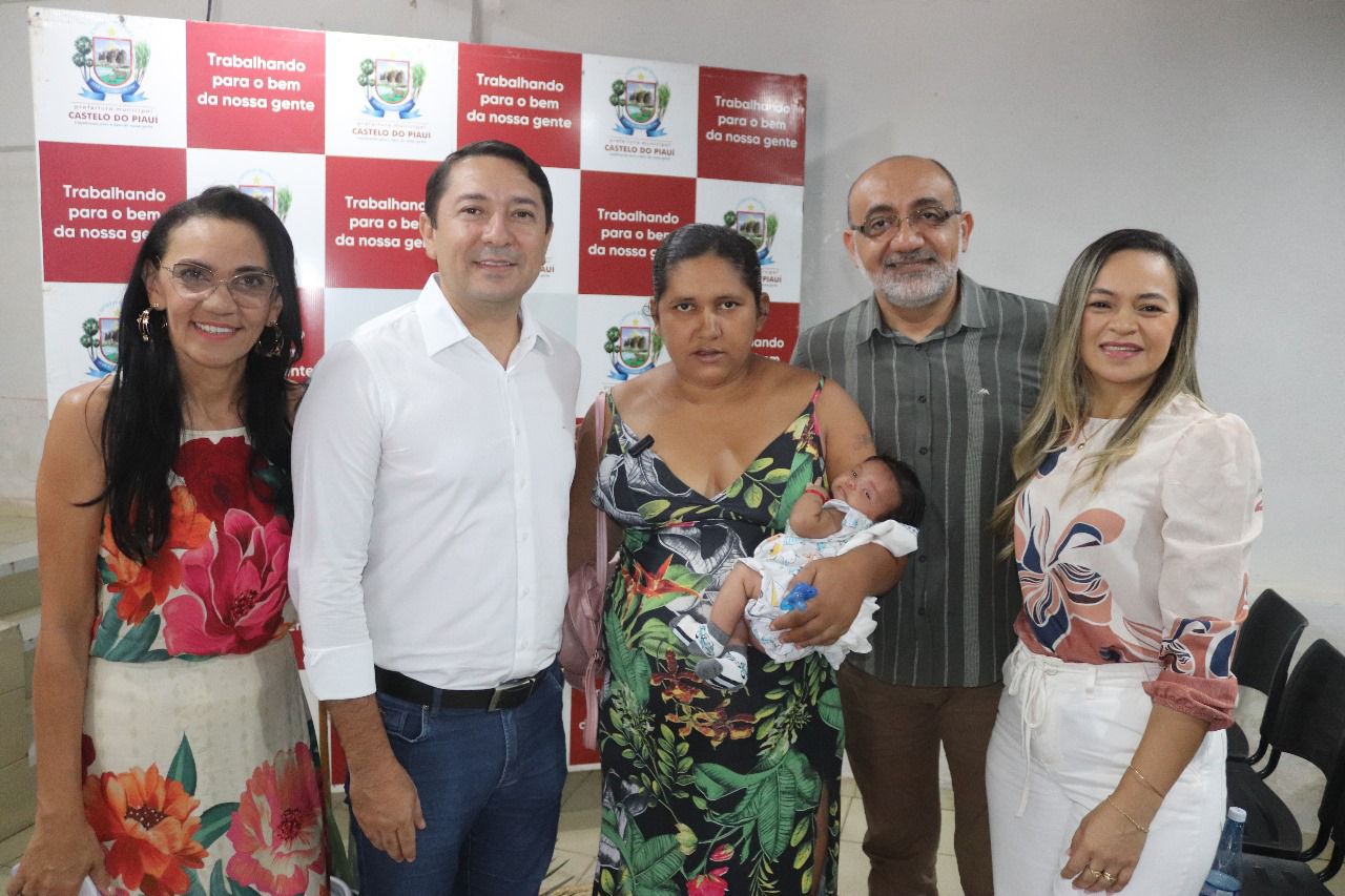 Prefeitura de Castelo distribui leite para 264 famílias pelo Programa de Aquisição de Alimentos